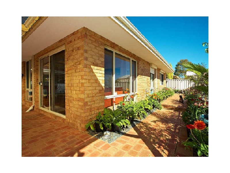 9 Tulipwood Place, South Lake WA 6164