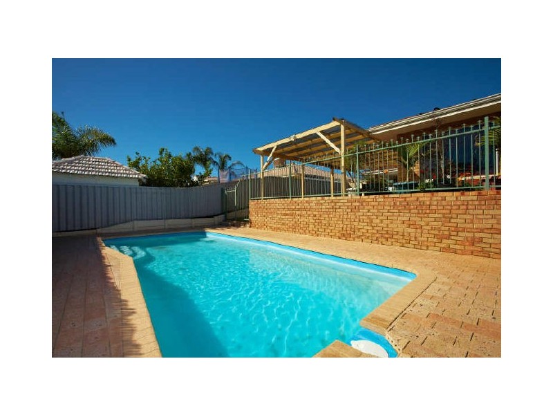 9 Tulipwood Place, South Lake WA 6164