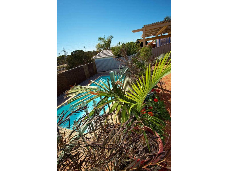 9 Tulipwood Place, South Lake WA 6164