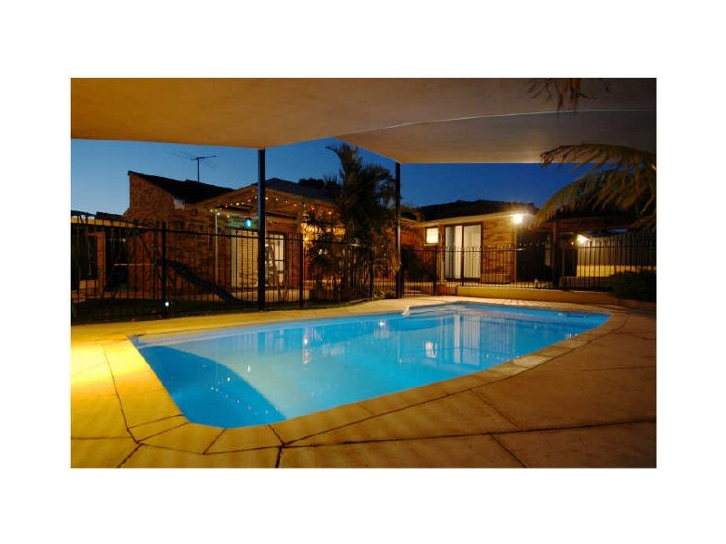 8 Urwick Court, Kardinya WA 6163