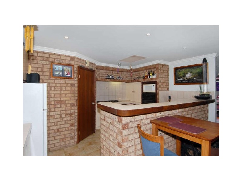 8 Urwick Court, Kardinya WA 6163