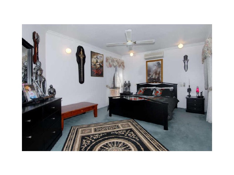 8 Urwick Court, Kardinya WA 6163