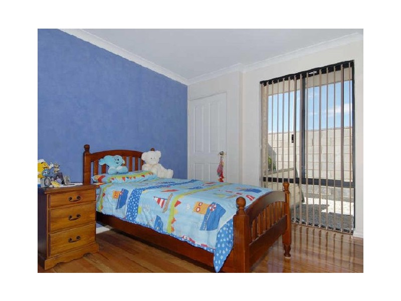1 Tongaroo Boulevard, Success WA 6164