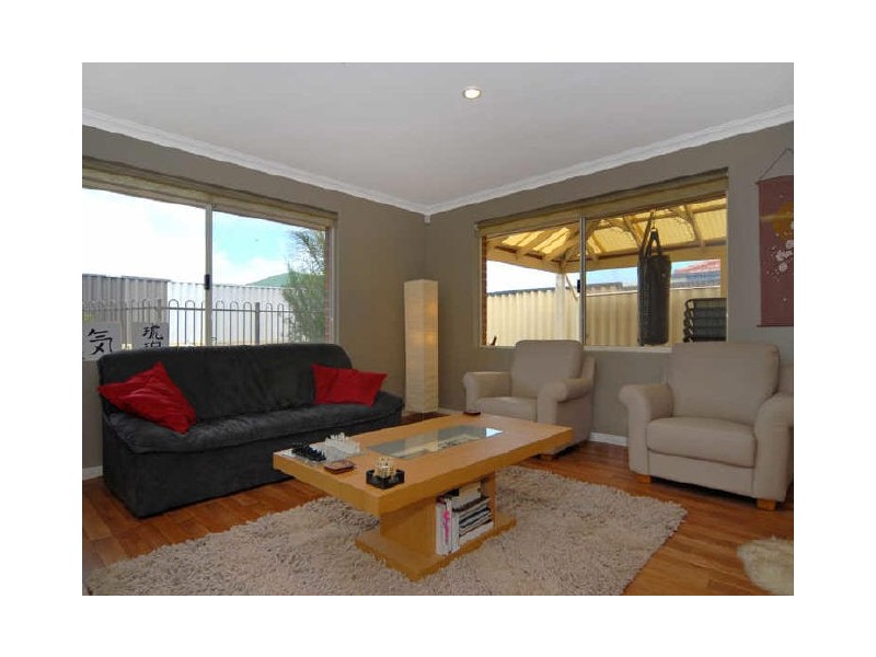 18 Koojarra Rise, South Lake WA 6164