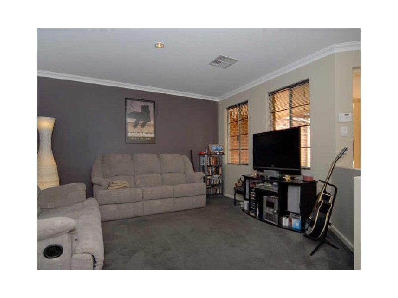 18 Koojarra Rise, South Lake WA 6164