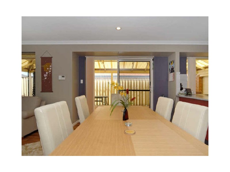 18 Koojarra Rise, South Lake WA 6164