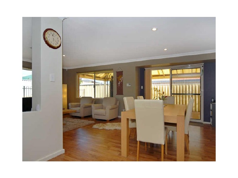 18 Koojarra Rise, South Lake WA 6164