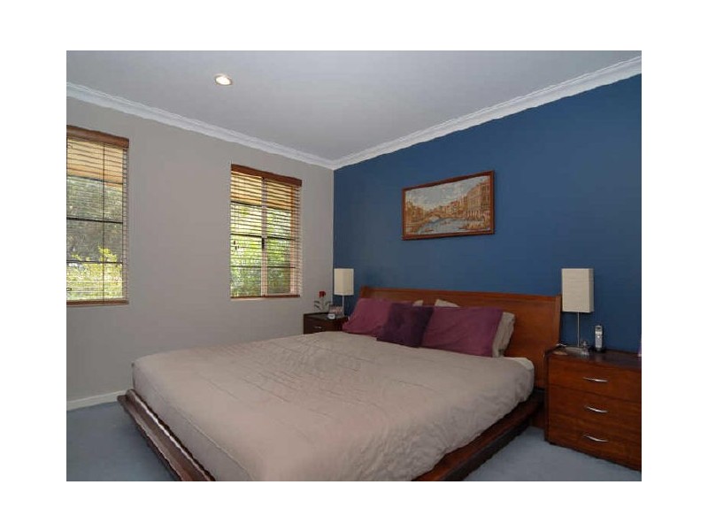 18 Koojarra Rise, South Lake WA 6164