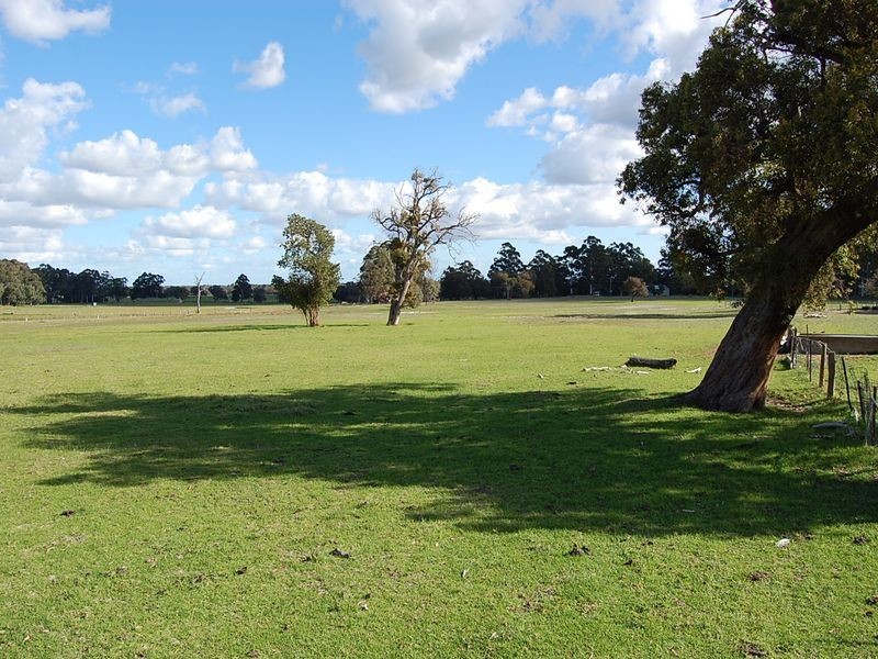 217 Shanley Road, Hopeland WA 6125