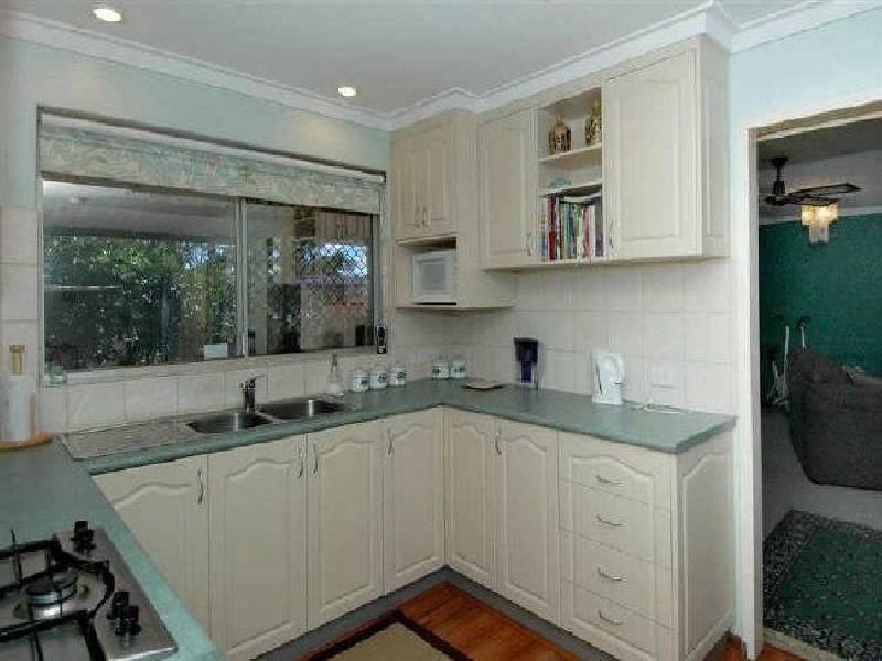 5 Avonlee Road, Armadale WA 6112