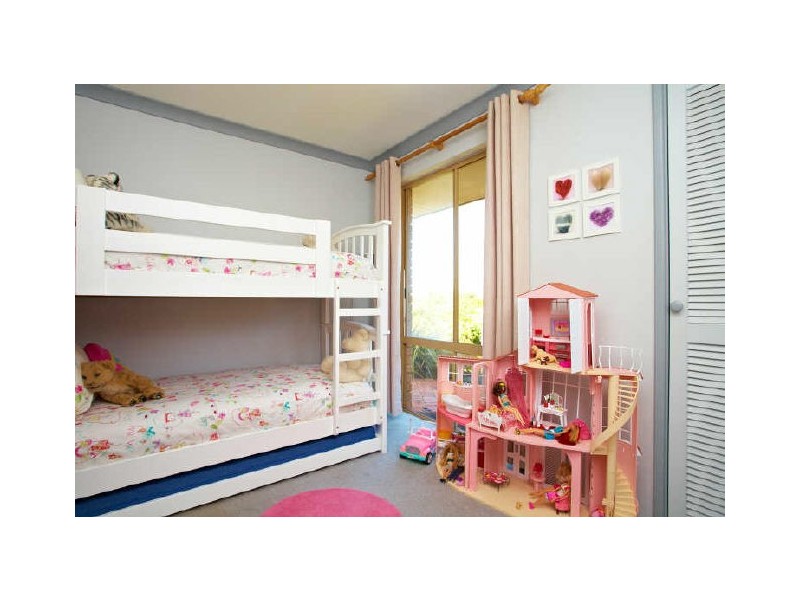 25 Garling Street, Kardinya WA 6163