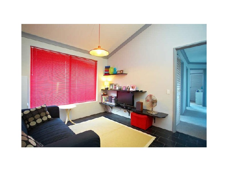 25 Garling Street, Kardinya WA 6163