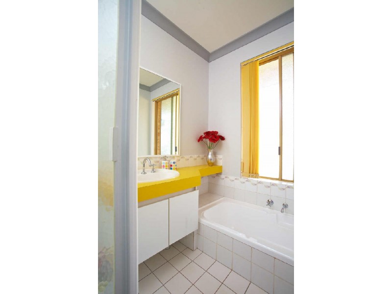 25 Garling Street, Kardinya WA 6163