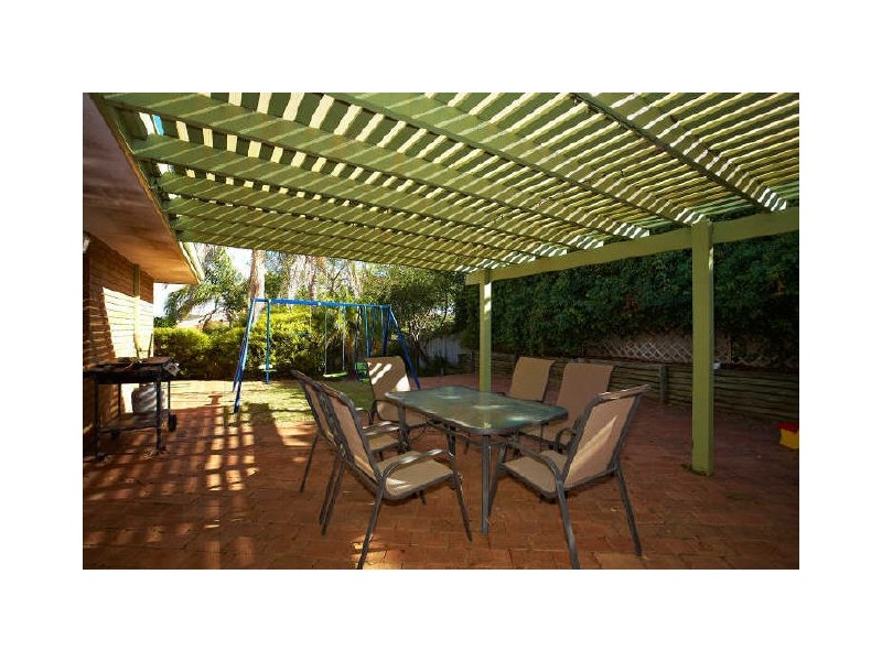 25 Garling Street, Kardinya WA 6163