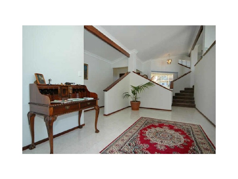 9 Ross Road, Kardinya WA 6163