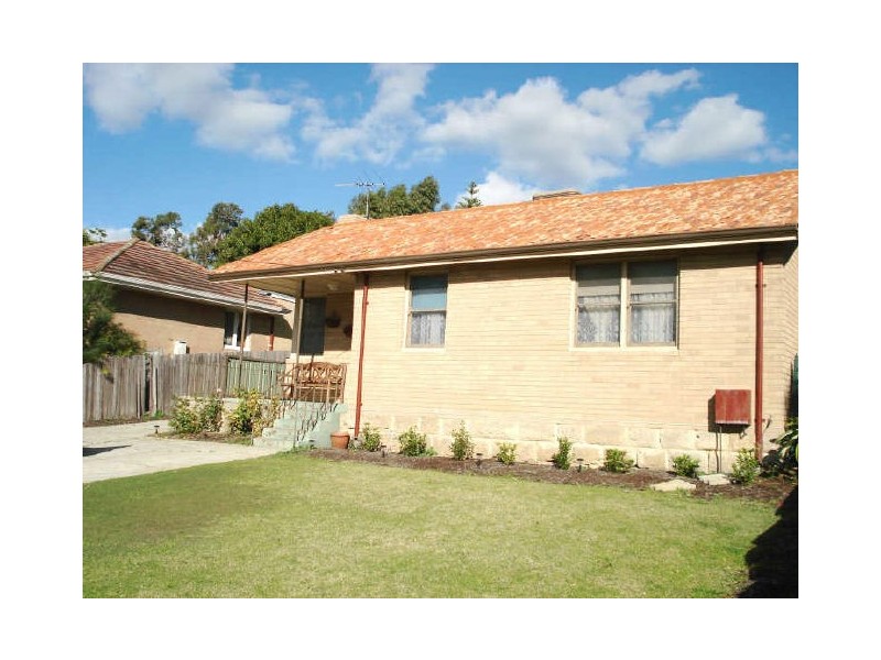 15 Capulet Street, Coolbellup WA 6163