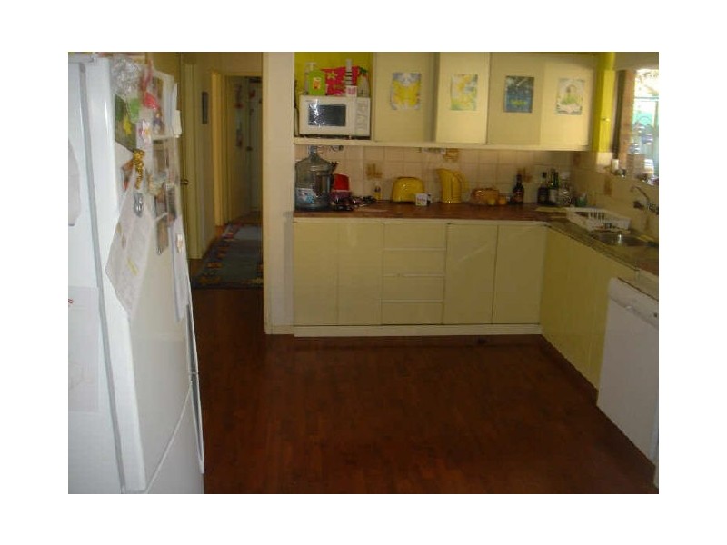 6 Holten Court, Cooloongup WA 6168