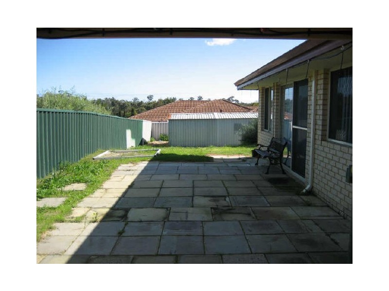 5 Bilya Gardens, Leda WA 6170