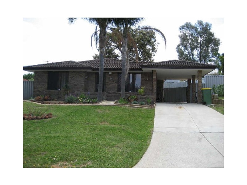 9 Zamia Court, Parmelia WA 6167