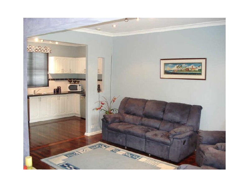 76 Sebastian Crescent, Coolbellup WA 6163