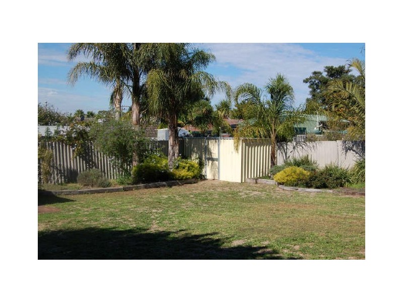 8 Friar John Way, Coolbellup WA 6163