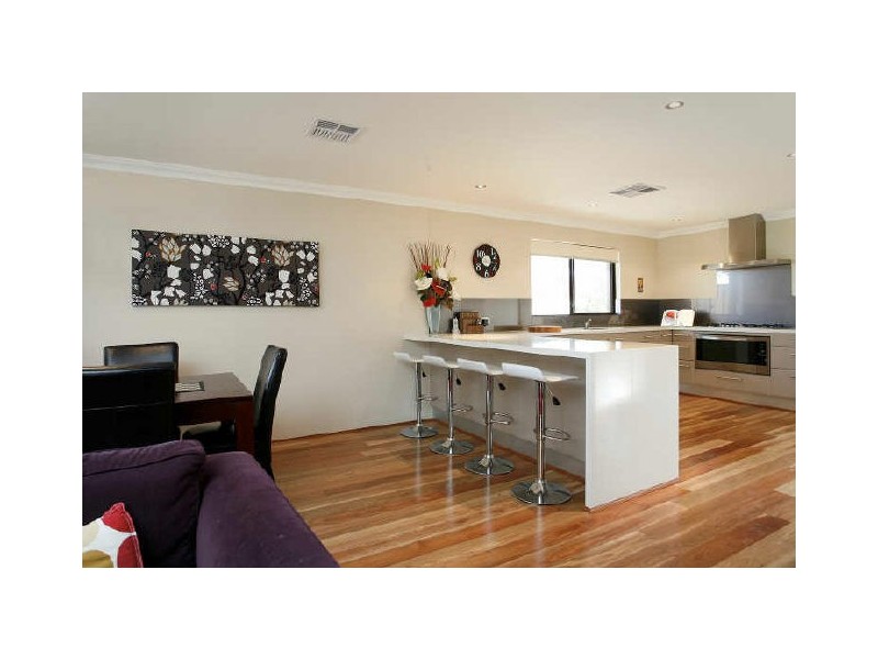 6 Mofflin Street, Samson WA 6163
