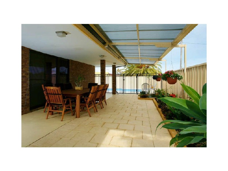 6 Mofflin Street, Samson WA 6163