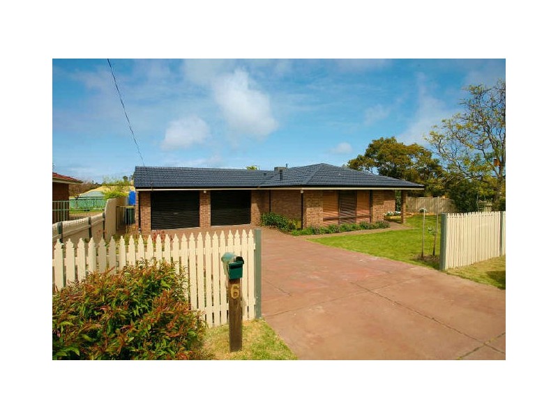 6 Mofflin Street, Samson WA 6163