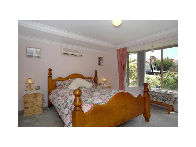 4 Ranunculus Court, Beeliar WA 6164