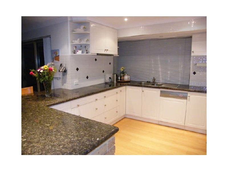 3 Meadow Close, Kardinya WA 6163