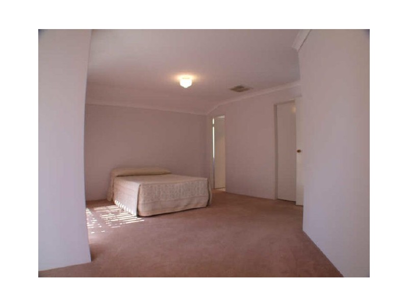 135 Eucalyptus Blvd, Canning Vale WA 6155