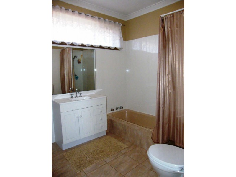 1/12A Hutchings Way, Kardinya WA 6163