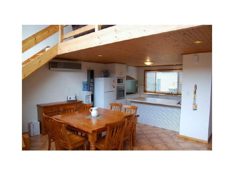 35 Mannion Way, Kardinya WA 6163