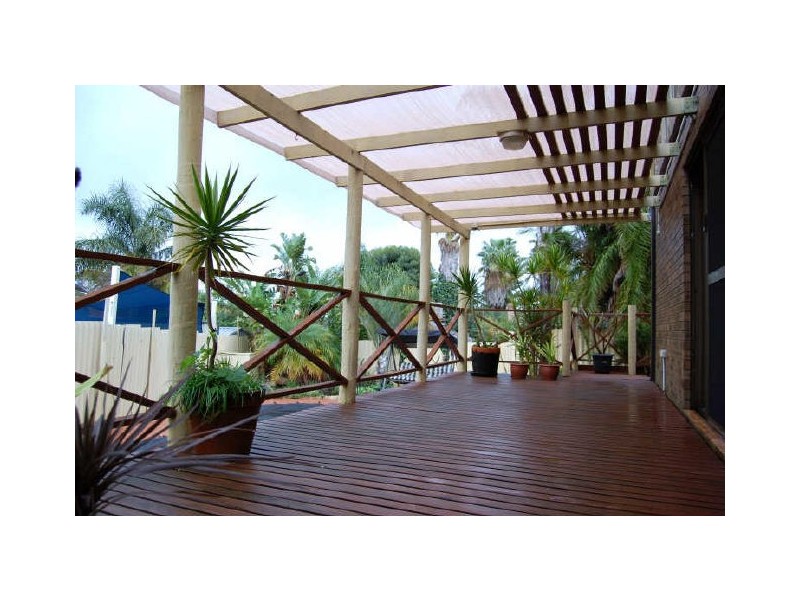 35 Mannion Way, Kardinya WA 6163