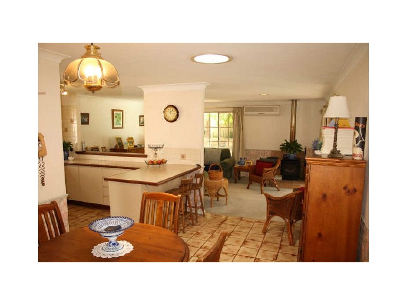 13 Karri Court, Yangebup WA 6164