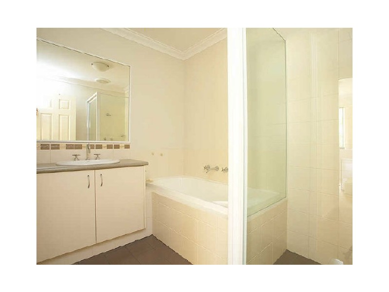 2/250 Healy Road, Hamilton Hill WA 6163