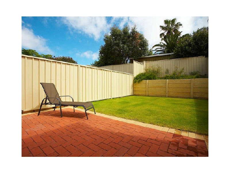 2/250 Healy Road, Hamilton Hill WA 6163