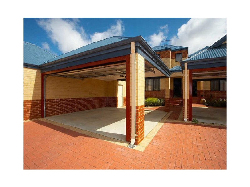 2/250 Healy Road, Hamilton Hill WA 6163