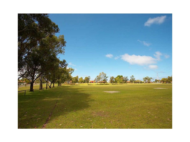 2/250 Healy Road, Hamilton Hill WA 6163