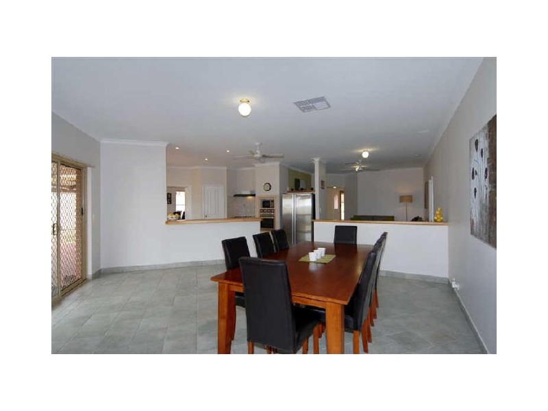 4 Bamkin Court, Success WA 6164