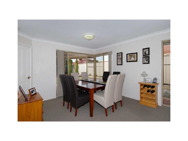 4 Bamkin Court, Success WA 6164