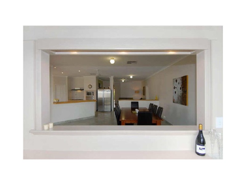 4 Bamkin Court, Success WA 6164