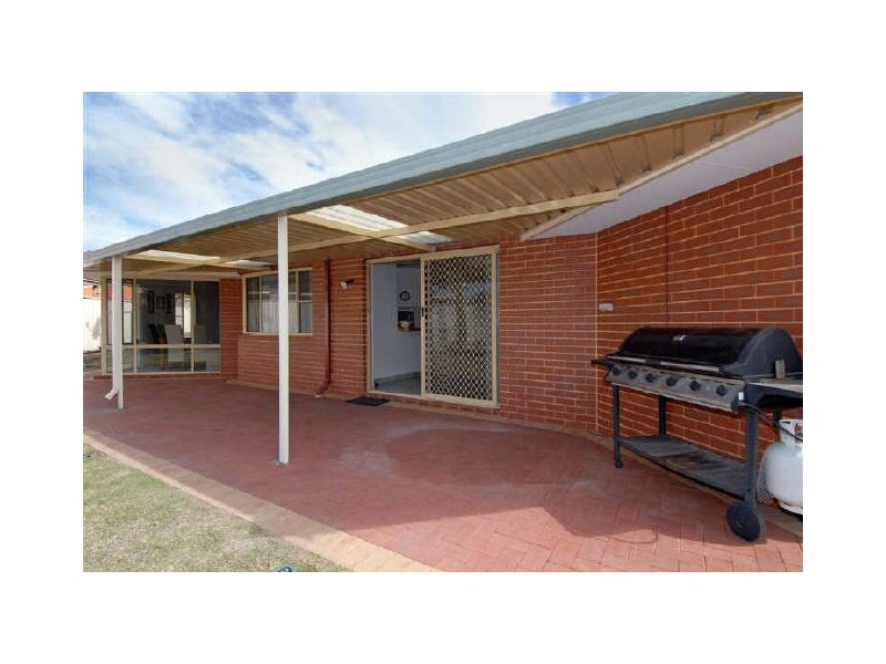 4 Bamkin Court, Success WA 6164