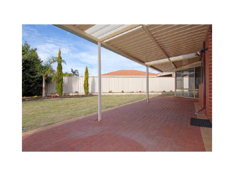 4 Bamkin Court, Success WA 6164