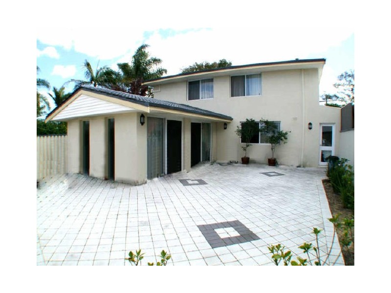 21 Monterey Court, Kardinya WA 6163