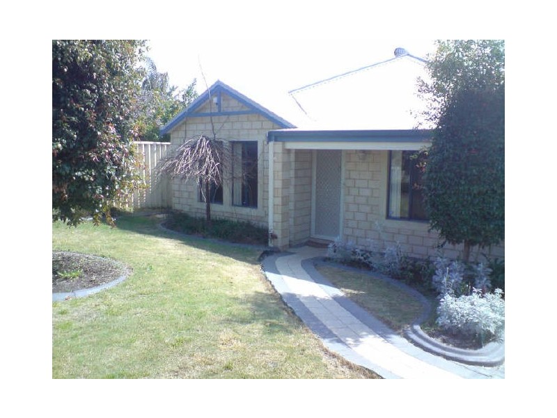 8 Silvereye Court, Beeliar WA 6164