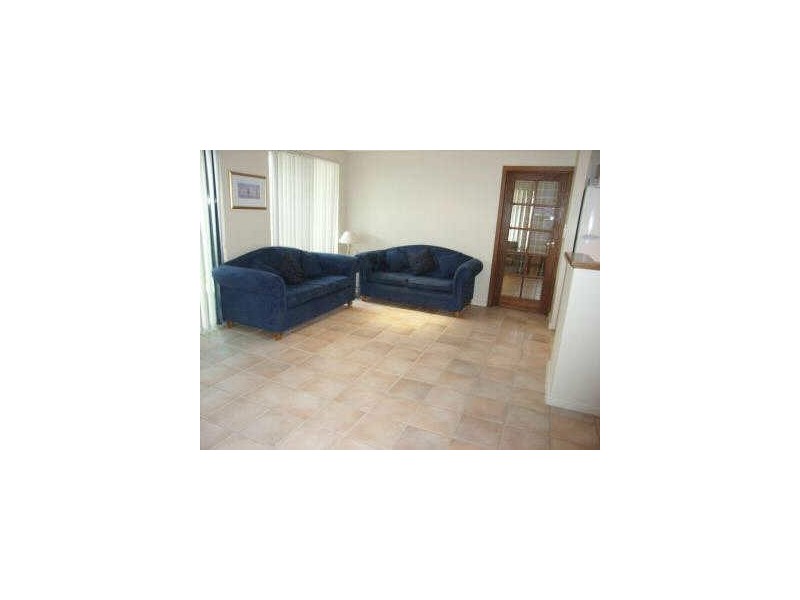 8 Silvereye Court, Beeliar WA 6164