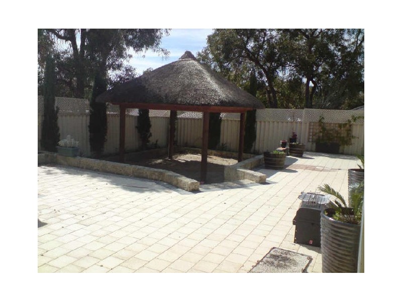 8 Silvereye Court, Beeliar WA 6164