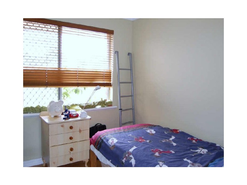 1 Ochiltree Way, Kardinya WA 6163