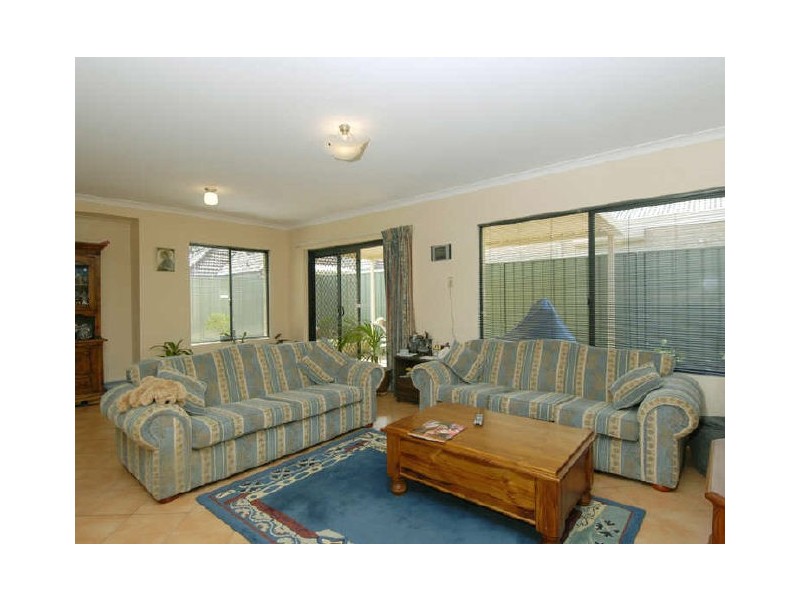 10 Caphorn Close, Bibra Lake WA 6163